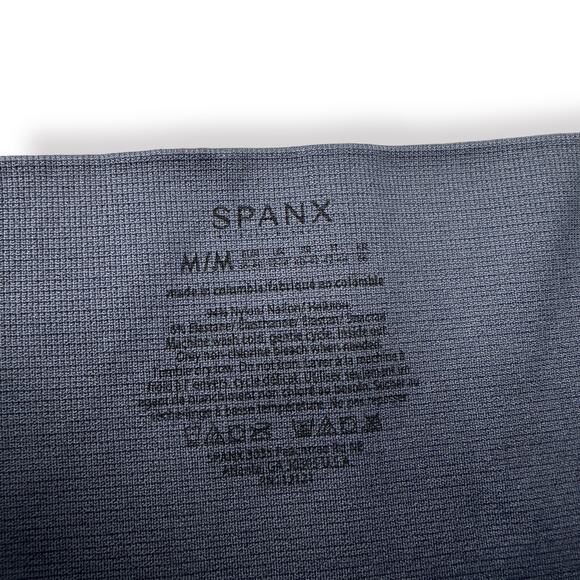 Spanx Cropped Look At Me now Seamless Leggings Size Medium Indigo Watercolor - Picture 6 of 6